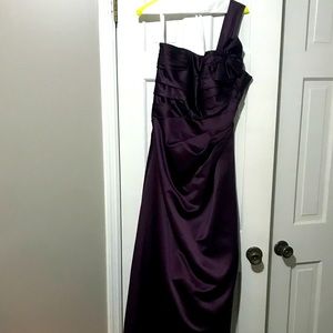 David’s Bridal One shoulder Bridesmaid’s dress